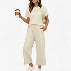 Solid Color Pleated Round Neck Short Sleeve Drawstring Nine-Point Pant Casua