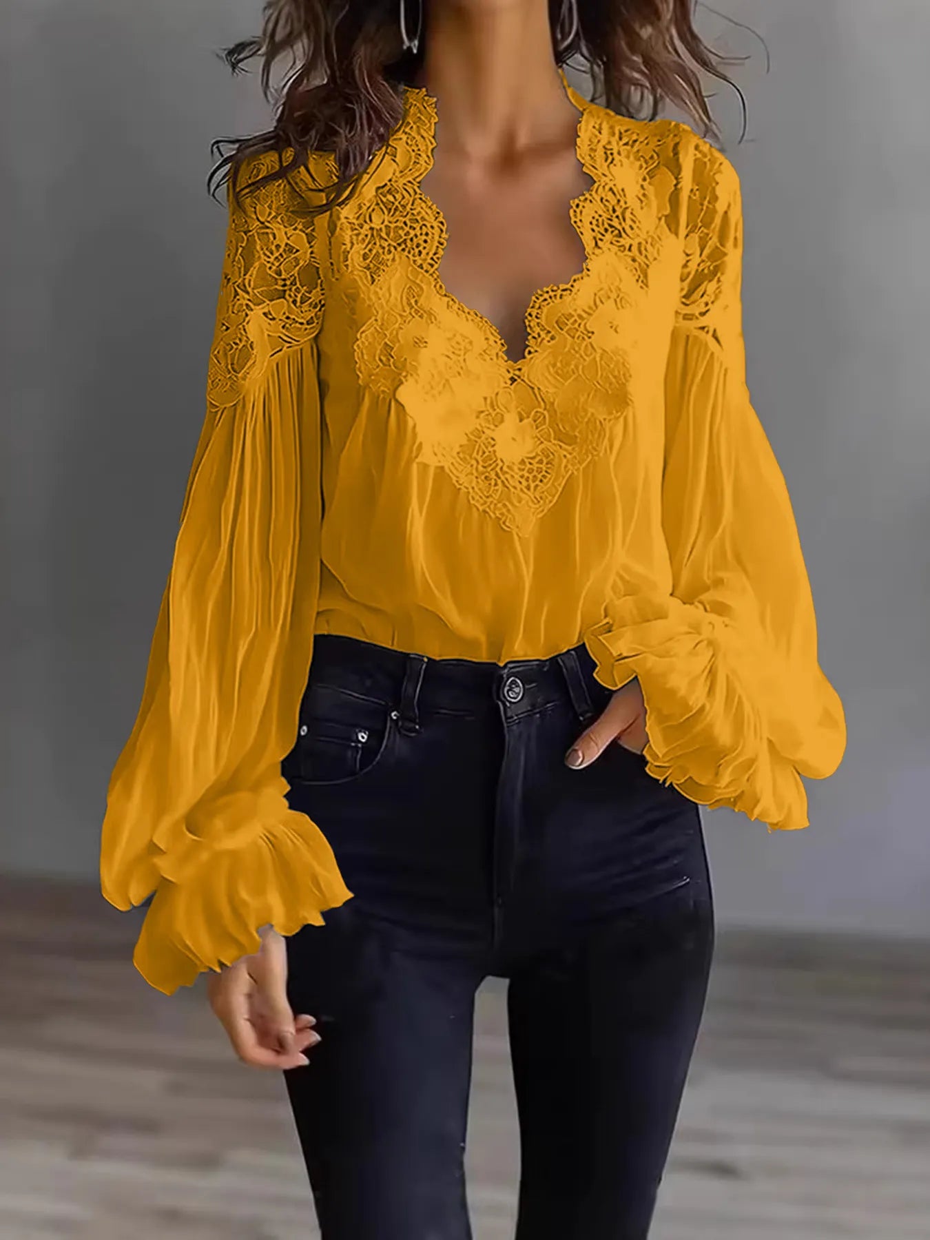 Lace Trim V-Neck Bubble Sleeve Blouse
