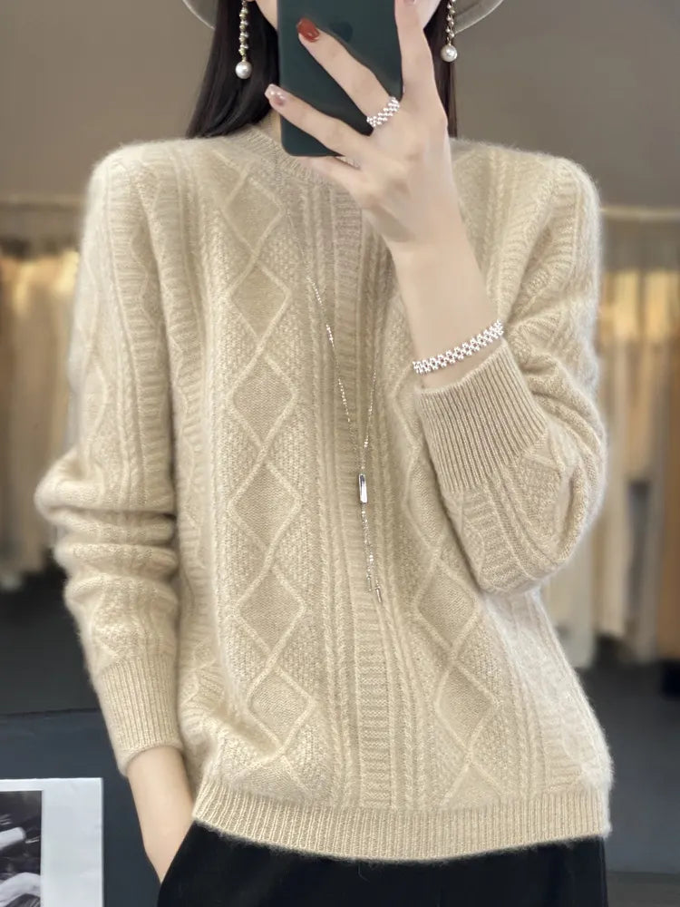 Crew Neck Diamond Jacquard Pullover Sweater