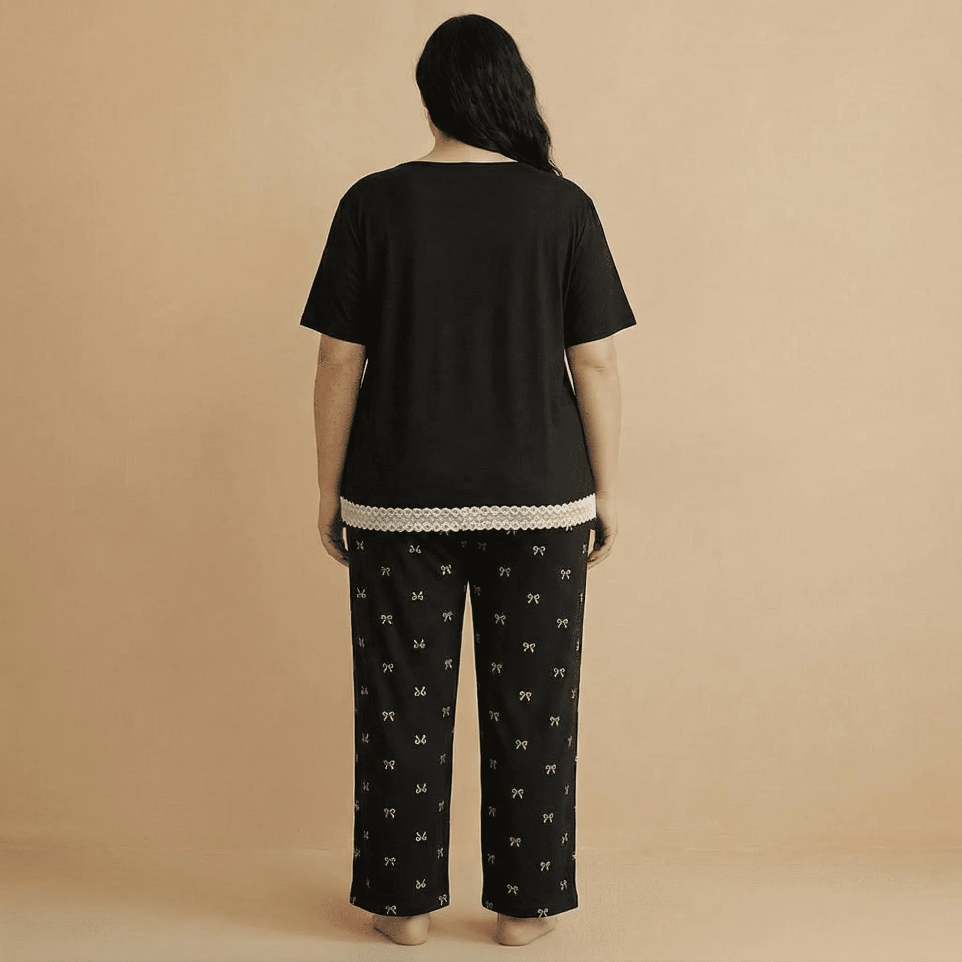 Curvy Bow Pattern 2 Piece Sleepwear, Black Short Sleeve Henley Top with Lace Detail Soft Pj Pants