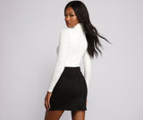 Basic Long Sleeve Crepe Turtleneck Bodysuit