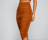 Chic And Basic Ruched Midi Skirt