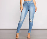 On the Rise Destructed Skinny Jeans