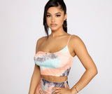 Trendiges, atemberaubendes Tie-Dye-Crop-Top